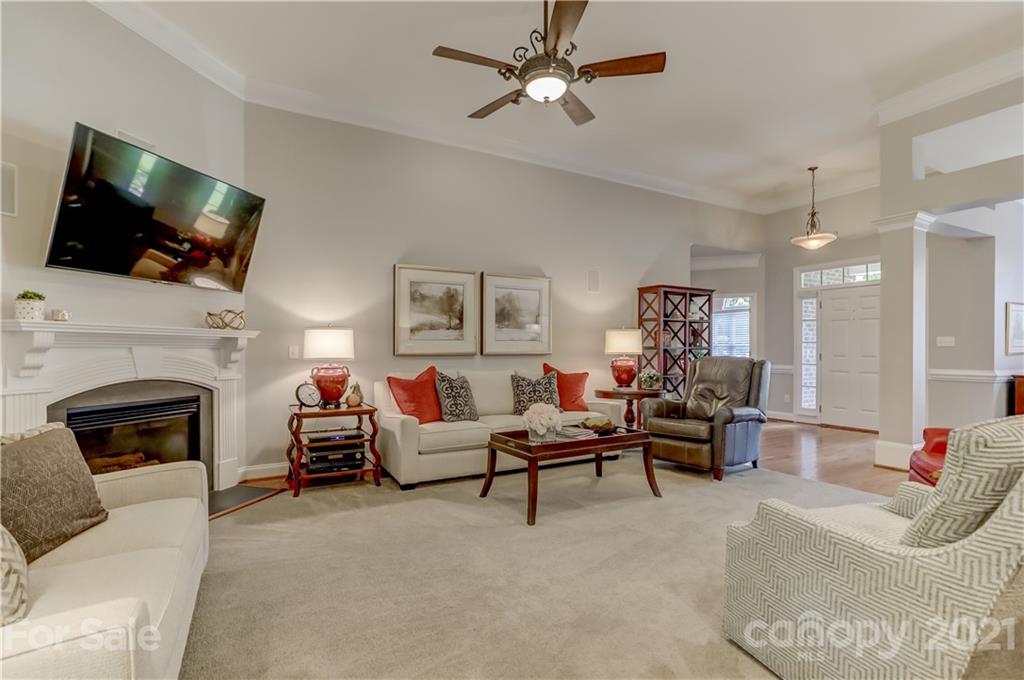 16909 Turtle Point Road Charlotte, NC 28278 - Photo 7 of 47 Gallery Image 7