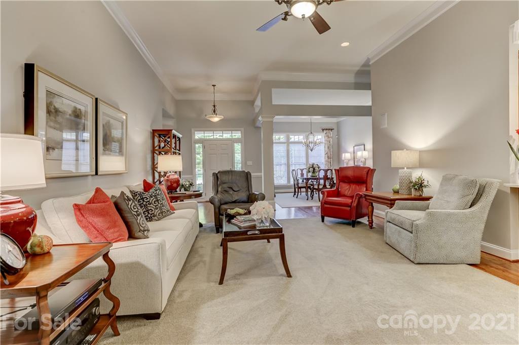 16909 Turtle Point Road Charlotte, NC 28278 - Photo 8 of 47 Gallery Image 8