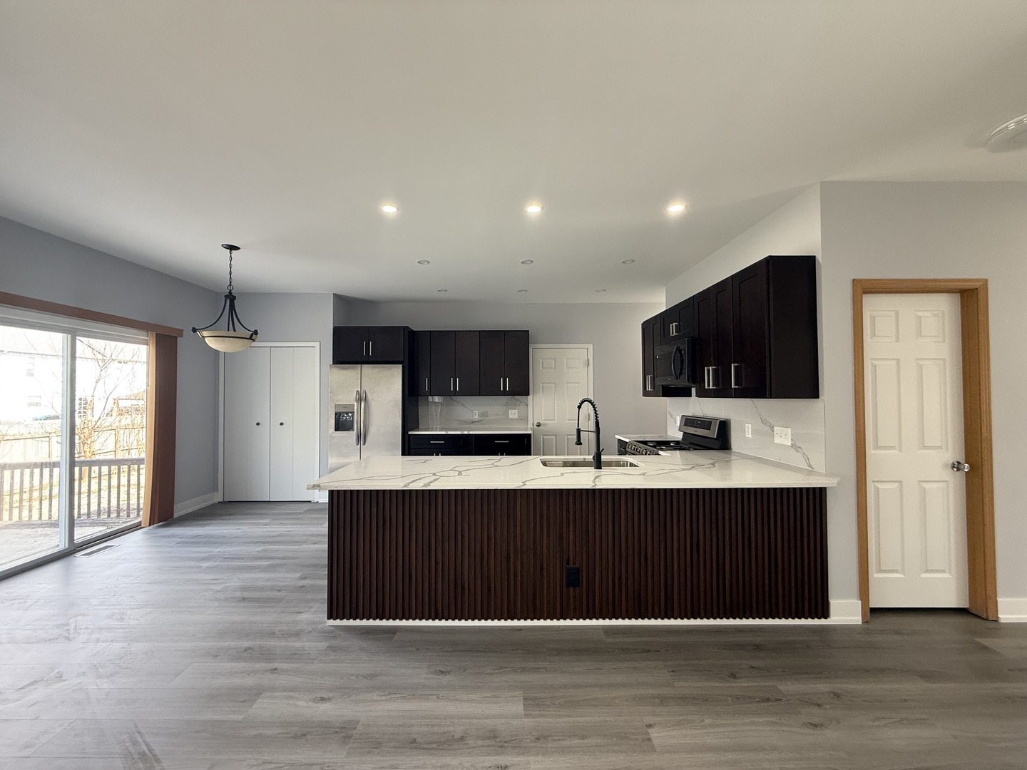2400 Ridgefield Drive Belvidere, IL 61008 - Photo 17 of 39 Gallery Image 17
