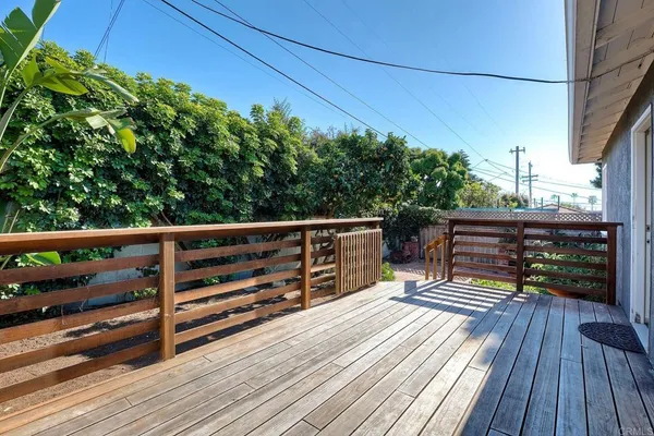 $1,700,000 | 903 Alberta Avenue, Oceanside, CA 92054