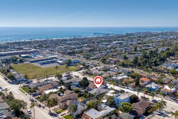 $1,700,000 | 903 Alberta Avenue, Oceanside, CA 92054