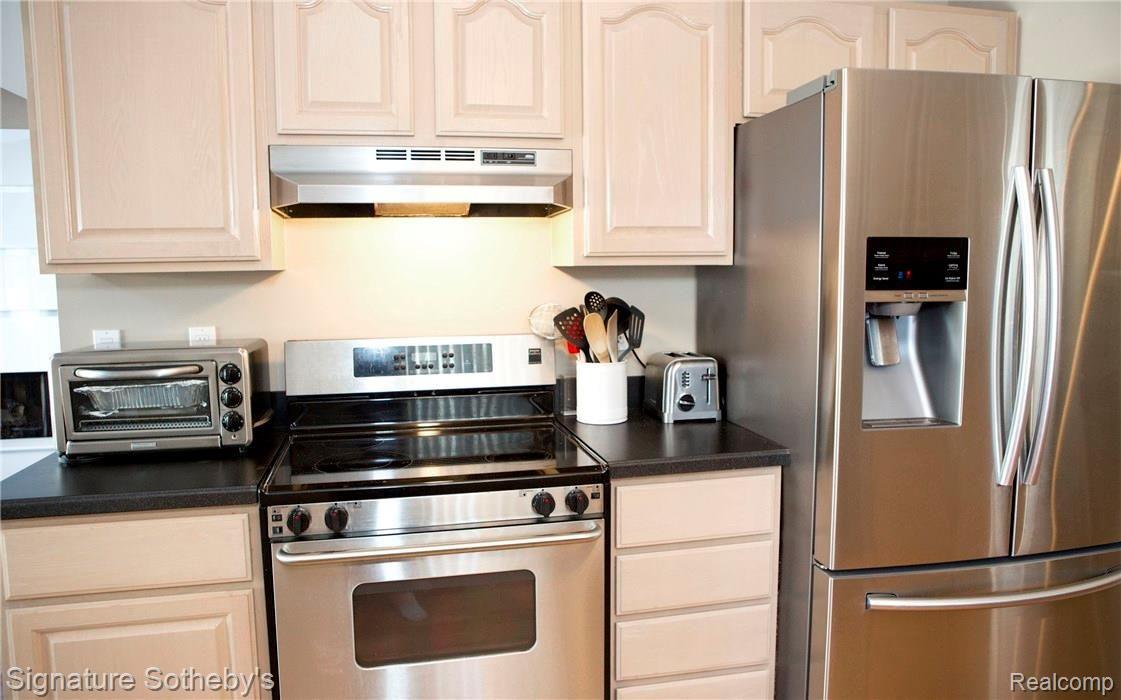 Kitchen 7684.jpg