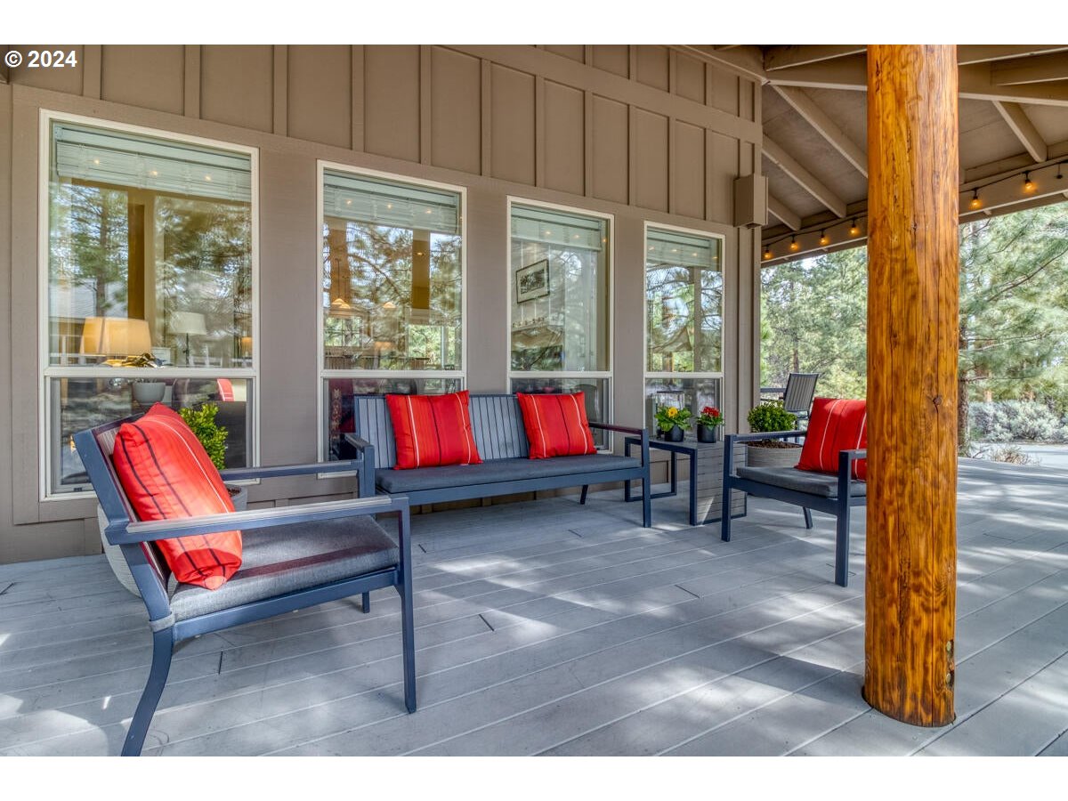 19697 Winter Wren Loop Bend, OR 97702 - Photo 22 of 31 Gallery Image 22