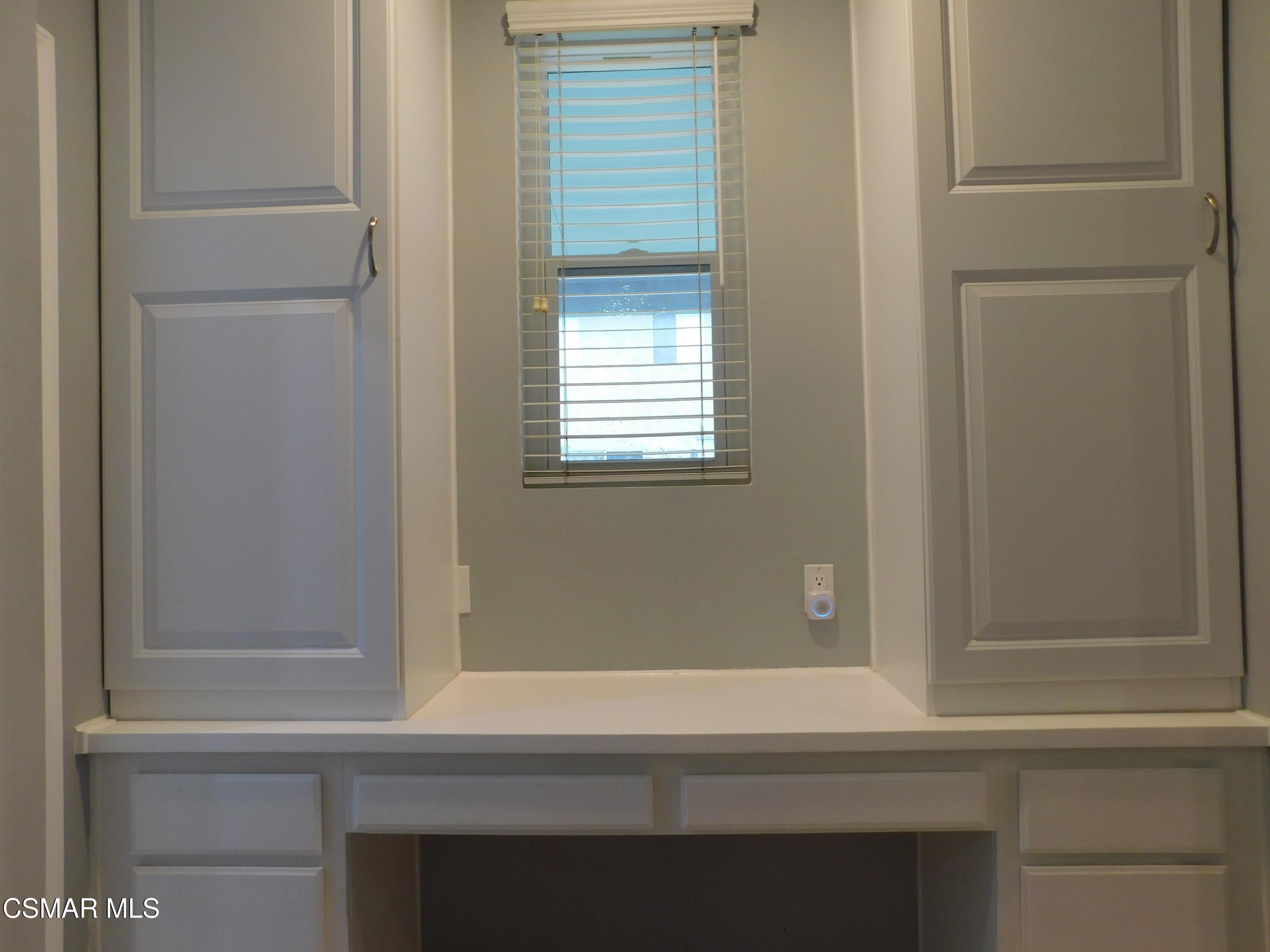 728 Navito Way Oxnard, CA 93030 - Photo 37 of 43 a bathroom with a window and a shower