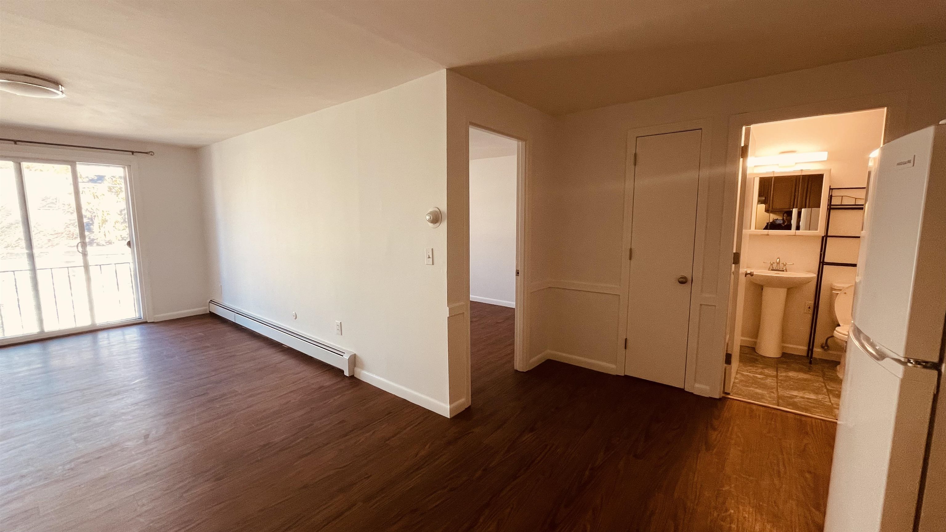 92 East Broadway Derry, NH 03038 - Photo 4 of 5