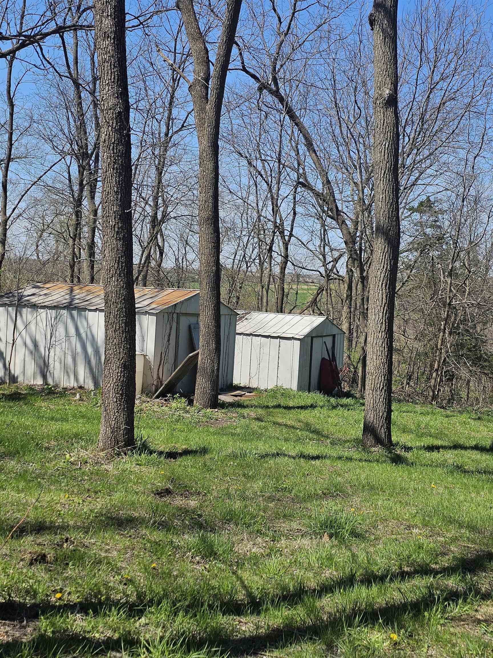 4741 Bennett Road Benton, WI 53803 - Photo 4 of 9
