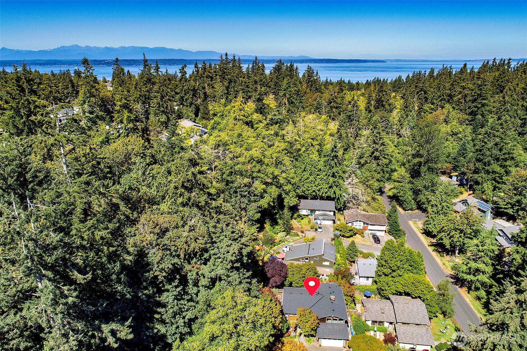 21220 Shell Valley Road Edmonds, WA 98026 - Photo 3 of 31 Gallery Image 3