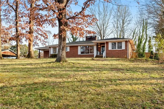 $216,000 | 138 Devonway Street, Eden, NC 27288