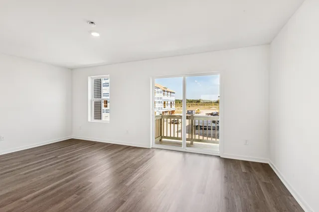 $319,990 | 1395 Oakfield Lane, Pingree Grove, IL 60140