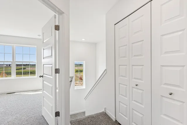 $319,990 | 1395 Oakfield Lane, Pingree Grove, IL 60140