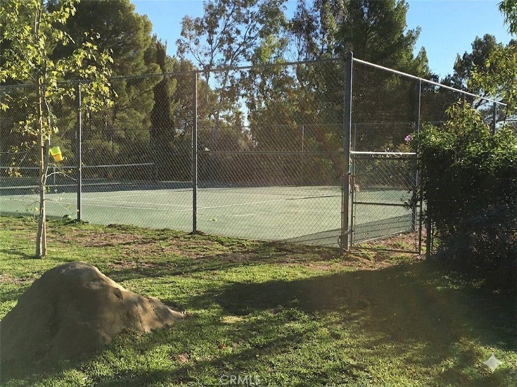 21135 Saddle Peak Road Topanga, CA 90290 - Photo 44 of 47 a view of a indoor shower