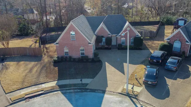 $289,900 | 548 Wesley Woods Drive, Memphis, TN 38018