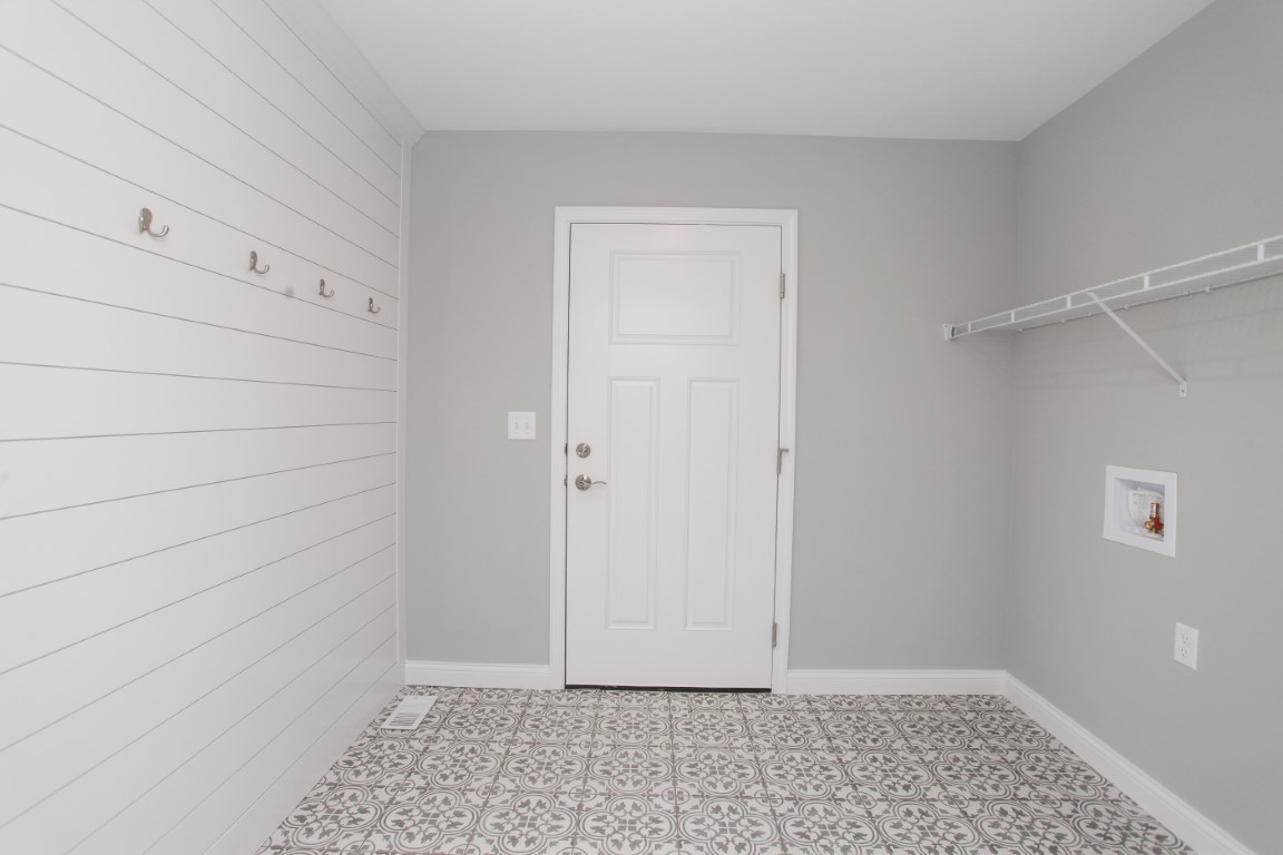 513 Bobwhite Way Normal, IL 61761 - Photo 8 of 32 Gallery Image 8