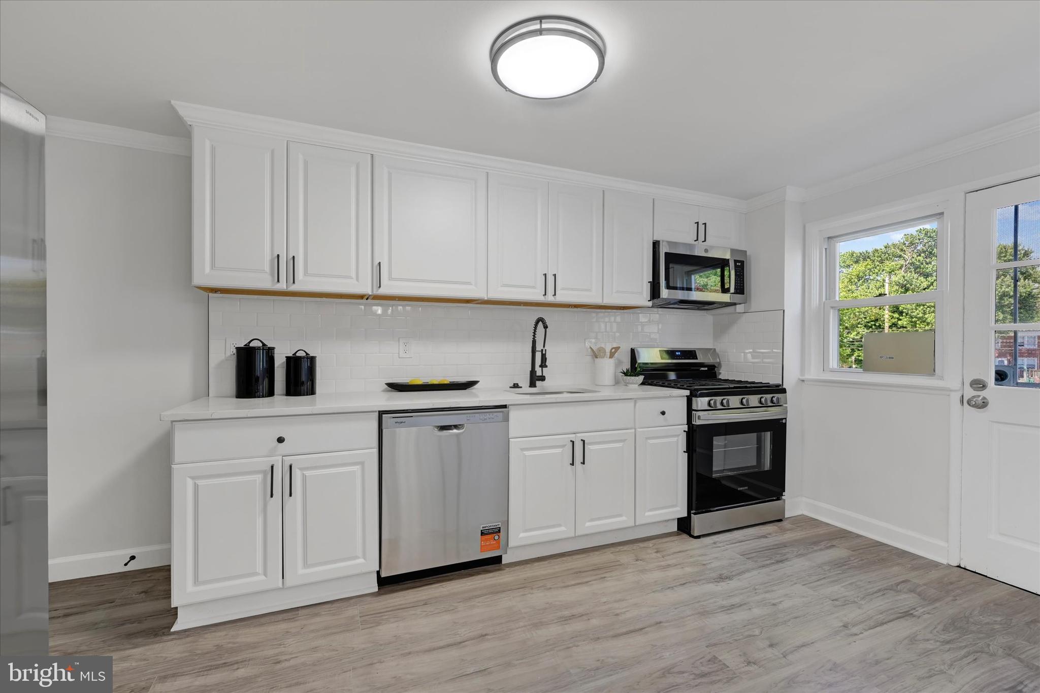 5422 Bucknell Road Baltimore, MD 21206 - Photo 11 of 28