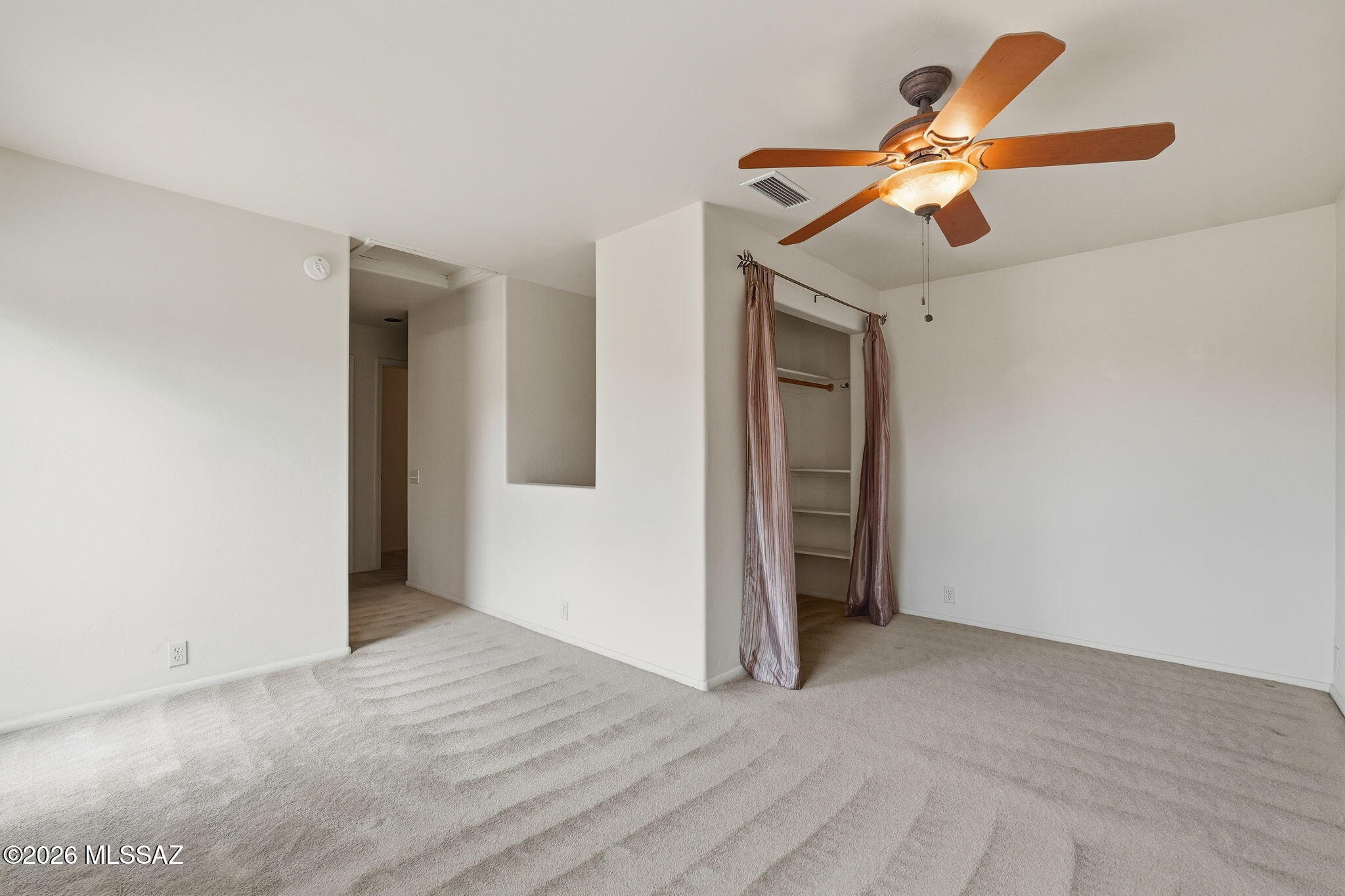 1125 East Kleindale Road Tucson, AZ 85719 - Photo 43 of 49 a view of an empty room