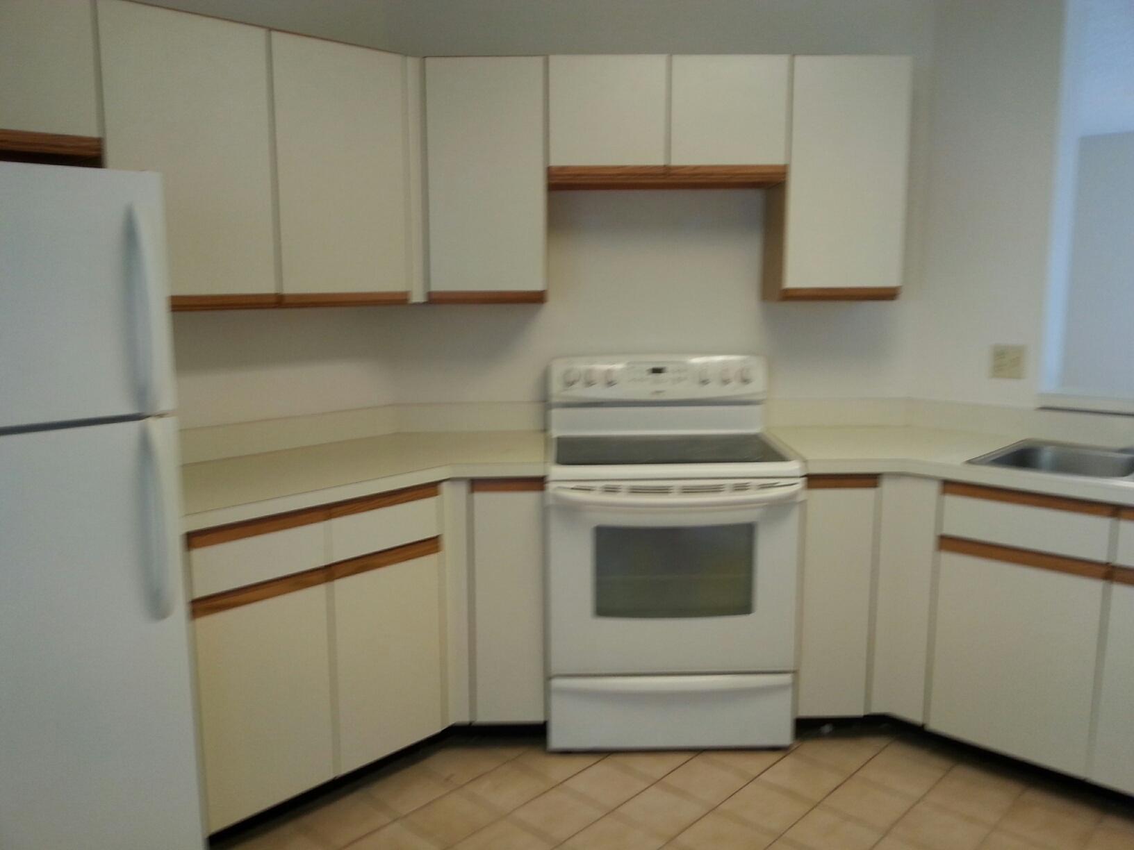 3249 Perimeter Drive Greenacres, FL 33467 - Photo 6 of 15 3249 Kitchen