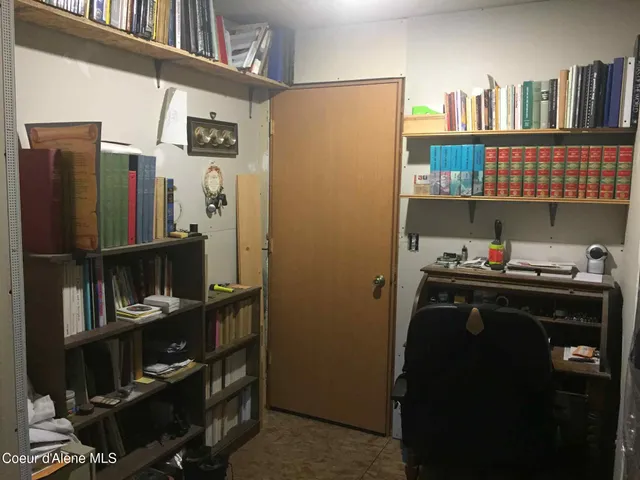 $400,000 | 104 Cat Road, Priest River, ID 83856