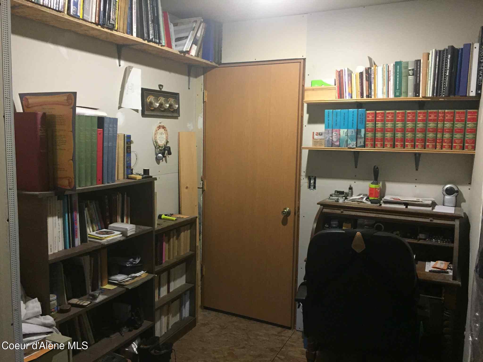 104 Cat Road Priest River, ID 83856 - Photo 15 of 28 f5d7fae1-a917-4dac-afd2-0e707cc978e0