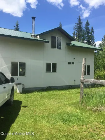 $400,000 | 104 Cat Road, Priest River, ID 83856