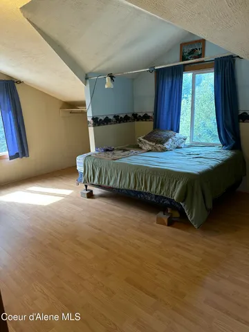 $400,000 | 104 Cat Road, Priest River, ID 83856