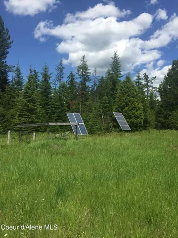 $400,000 | 104 Cat Road, Priest River, ID 83856