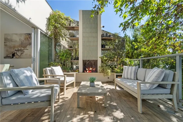 $19,999 | 1619 Tower Grove Drive, Beverly Hills, CA 90210