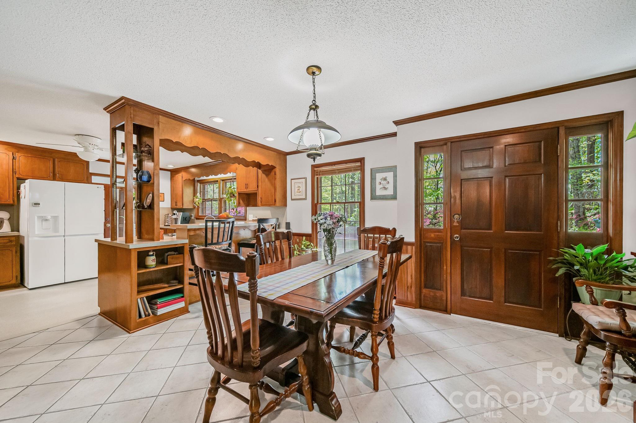 2056 Lawrence Road Clover, SC 29710 - Photo 10 of 38