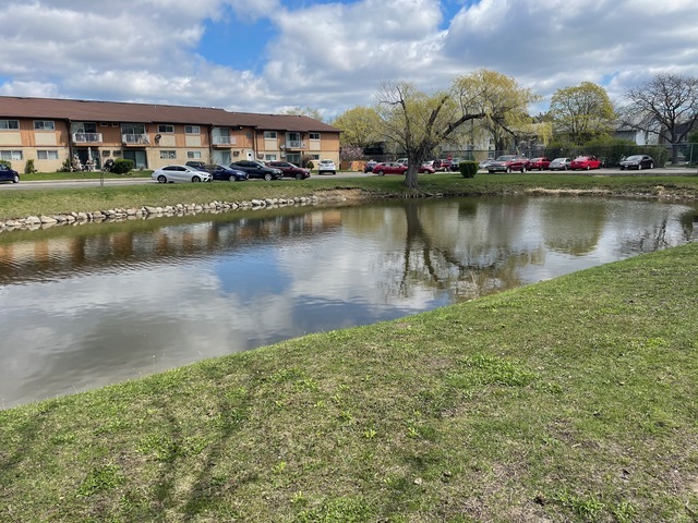 880 East Old Willow Road, Unit 166 Prospect Heights, IL 60070 - Photo 15 of 16