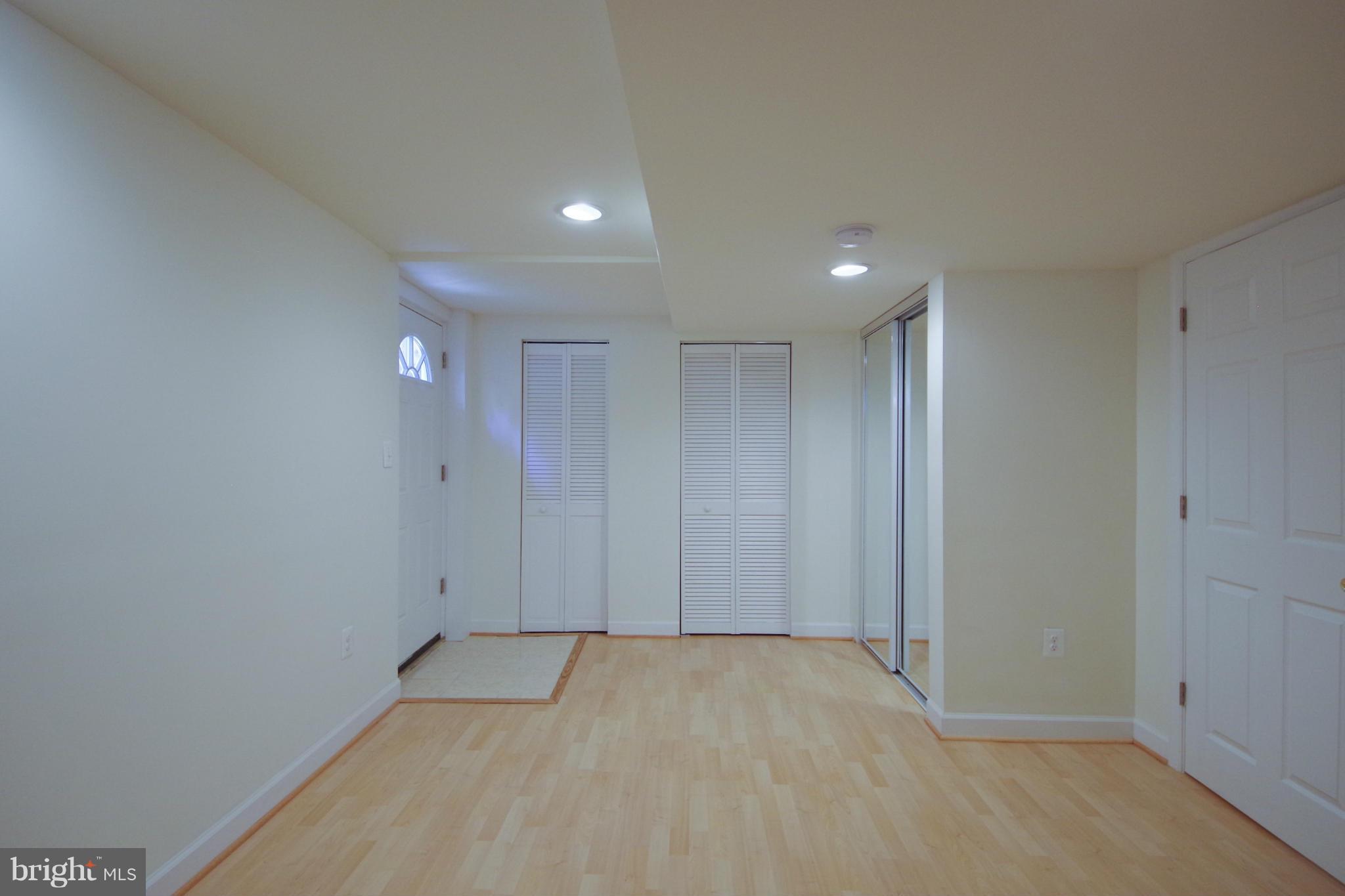 220 Lee Street Gaithersburg, MD 20877 - Photo 27 of 29 Bedroom