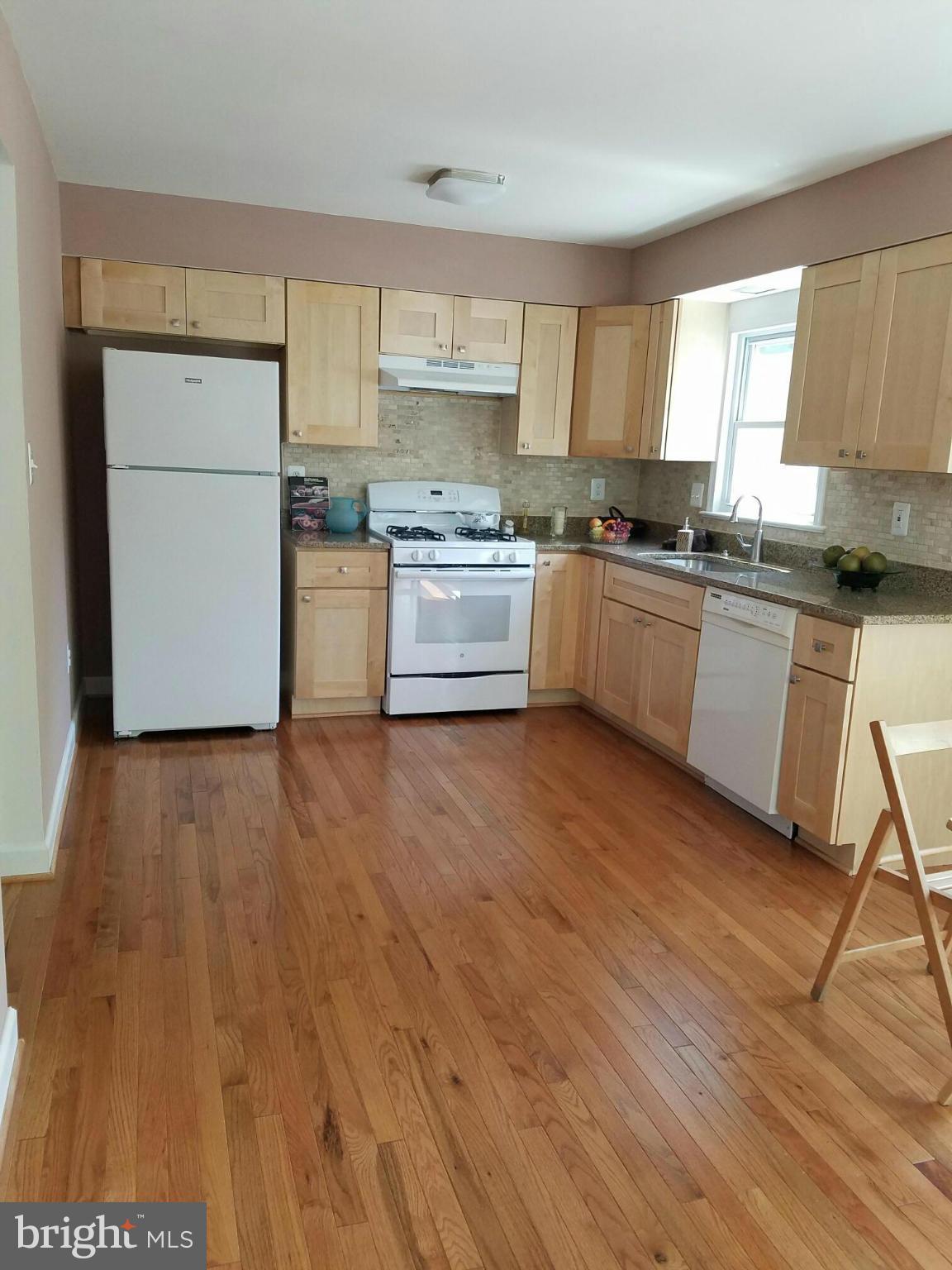 220 Lee Street Gaithersburg, MD 20877 - Photo 29 of 29 Kitchen