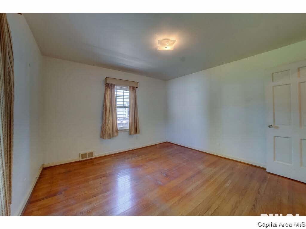 2445 Yale Boulevard Springfield, IL 62703 - Photo 21 of 28