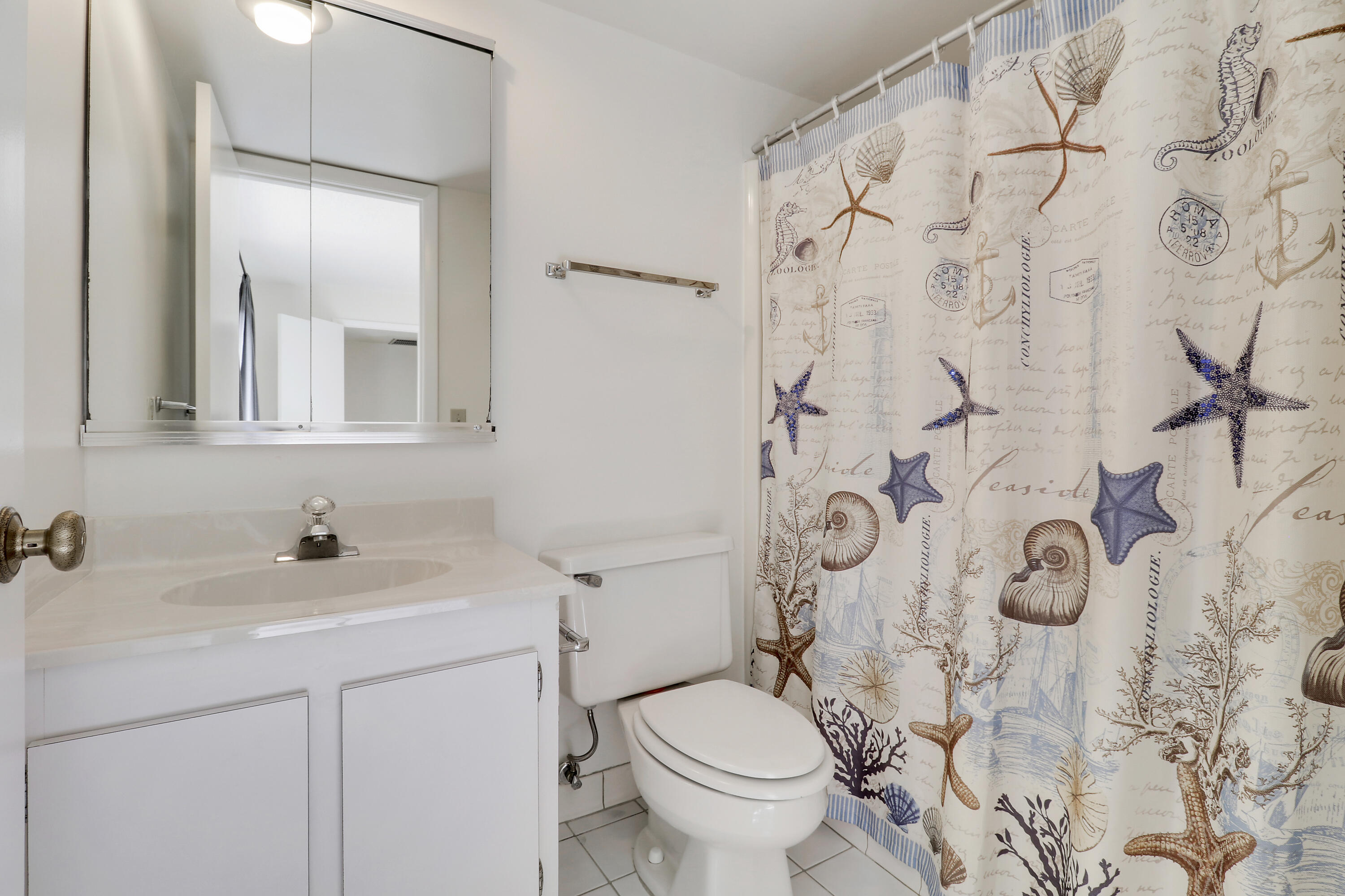 825 Center Street, Unit 49C Jupiter, FL 33458 - Photo 35 of 62 House2-23