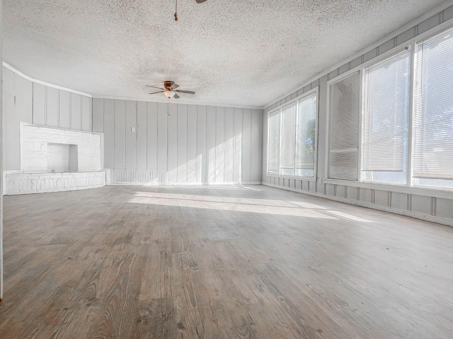 2004 47th Street Lubbock, TX 79412 - Photo 8 of 11 Photo 8