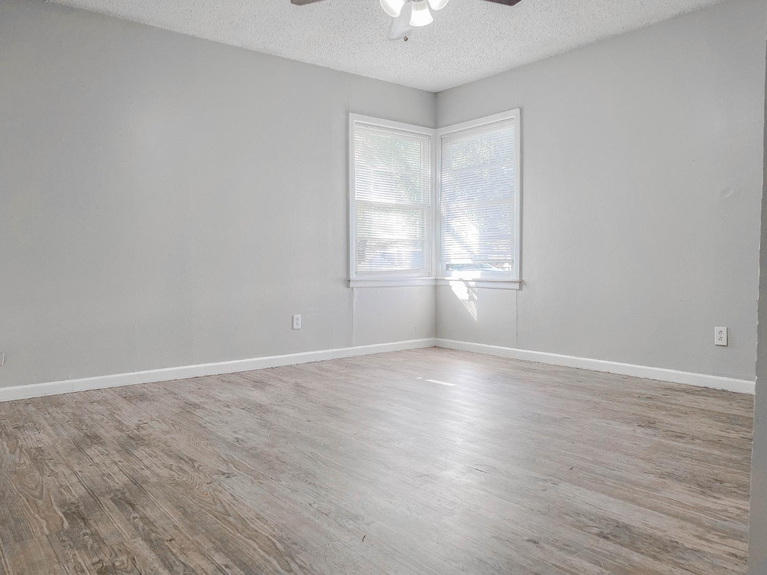 2004 47th Street Lubbock, TX 79412 - Photo 10 of 11 Photo 10