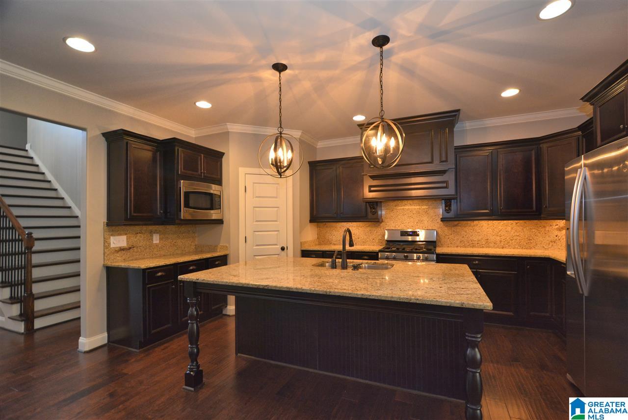 374 Strathaven Drive Pelham, AL 35124 - Photo 12 of 50