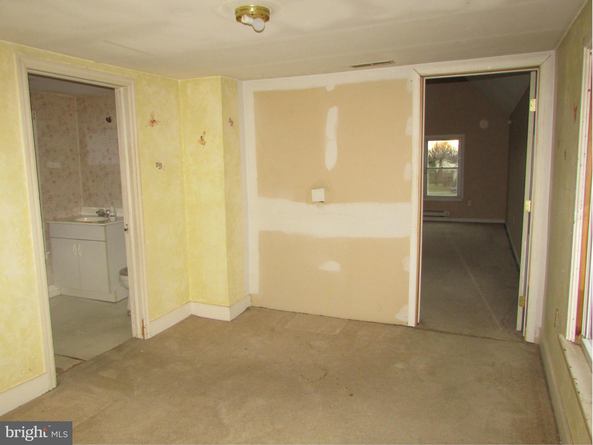 2548 Beckleysville Road Freeland, MD 21053 - Photo 18 of 30 Open area top of stairs on 2nd floor