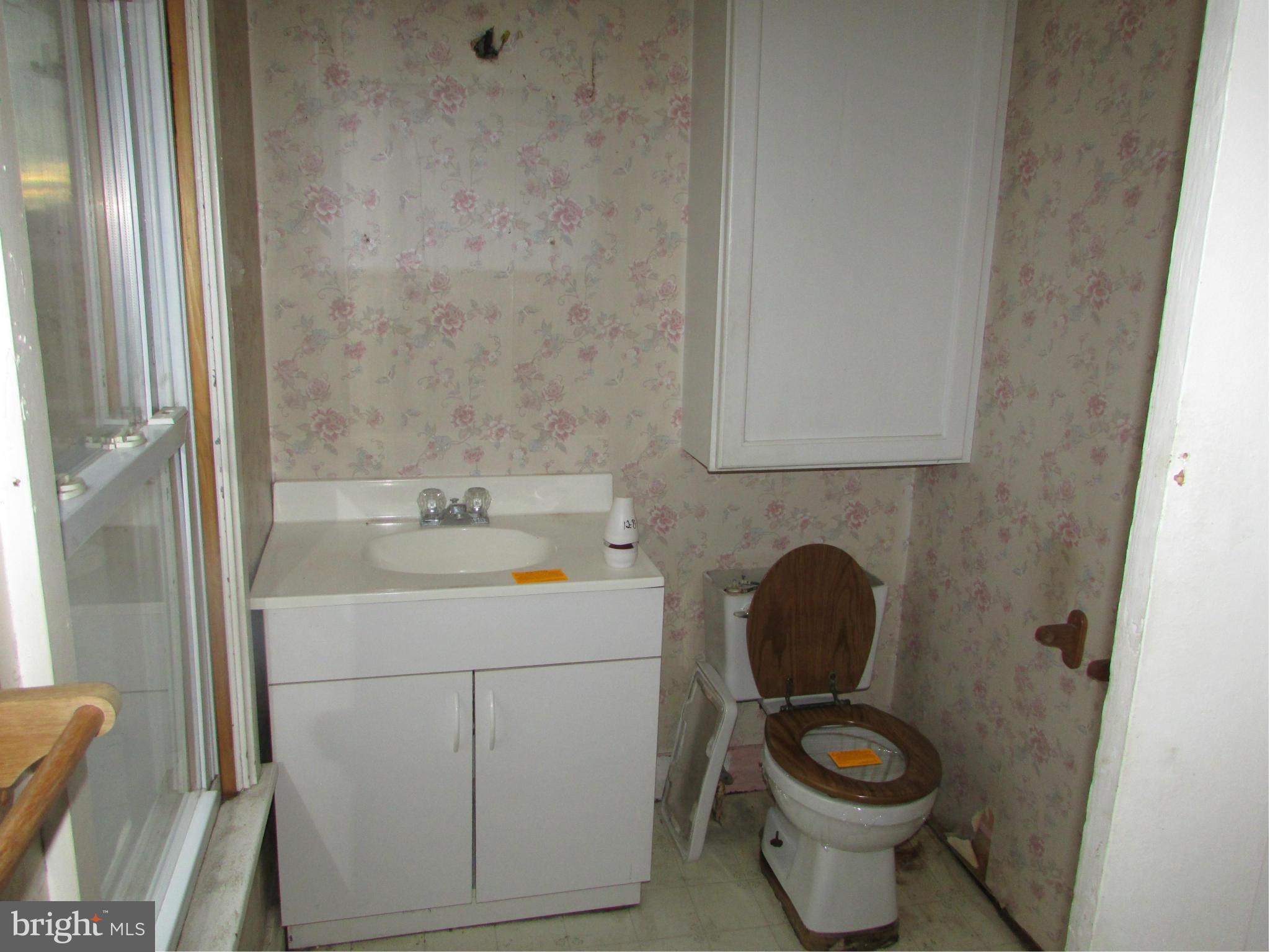 2548 Beckleysville Road Freeland, MD 21053 - Photo 21 of 30 Full bath on 2nd level