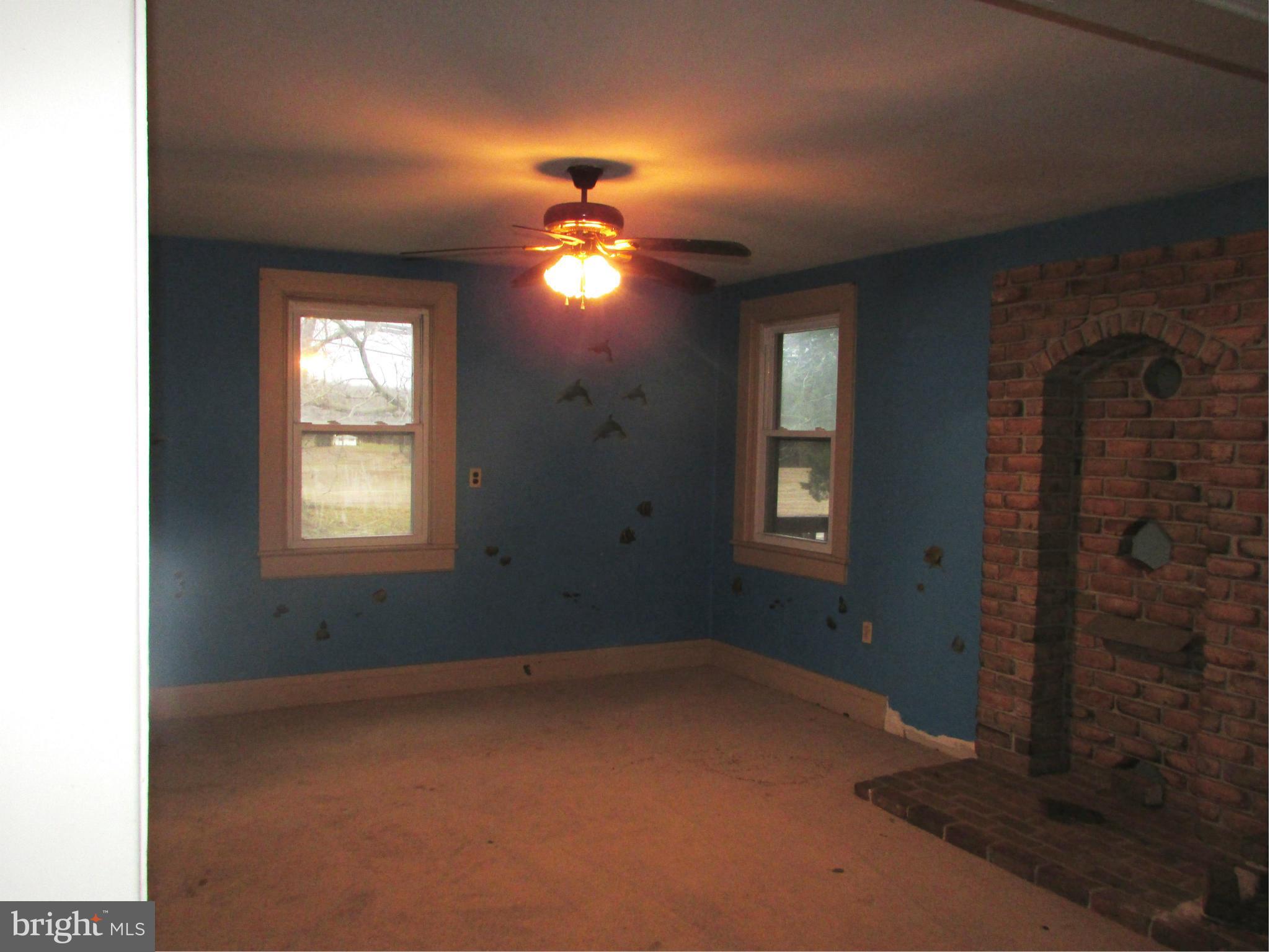 2548 Beckleysville Road Freeland, MD 21053 - Photo 6 of 30 Living Room