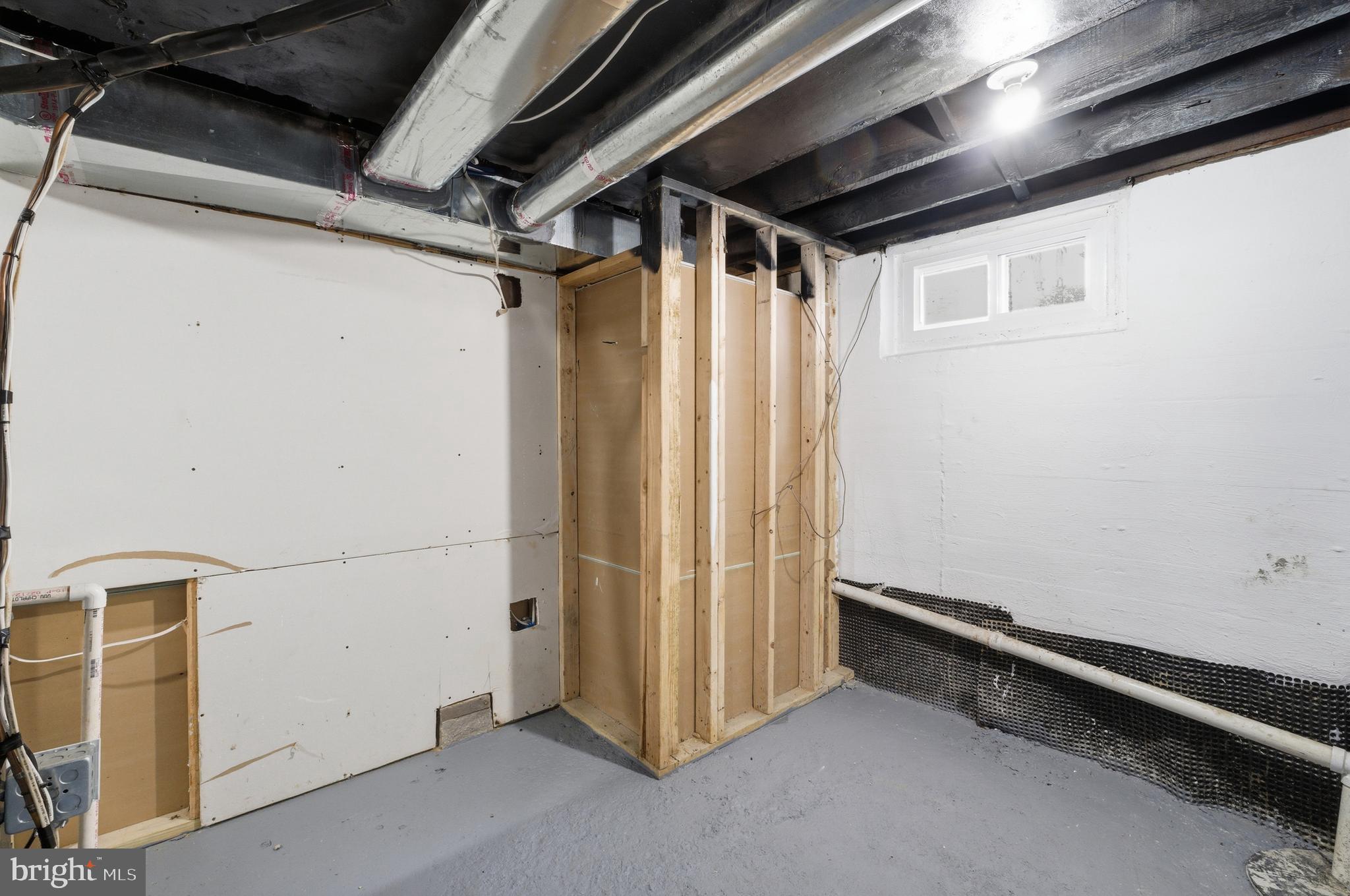 6 New County Road Aberdeen, MD 21001 - Photo 34 of 44 a view of a room with wooden walls