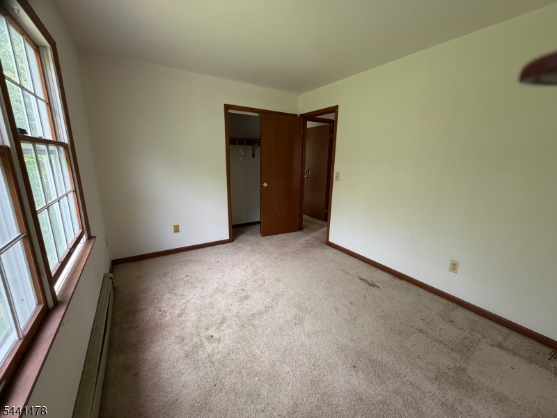 124 Perryville Road Pittstown, NJ 08867 - Photo 29 of 41