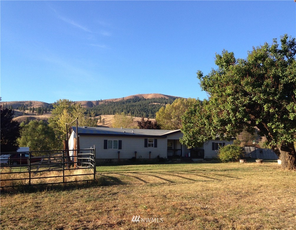 6450 Manastash Road Ellensburg, WA 98926 - Photo 1 of 25 Gallery Image 1