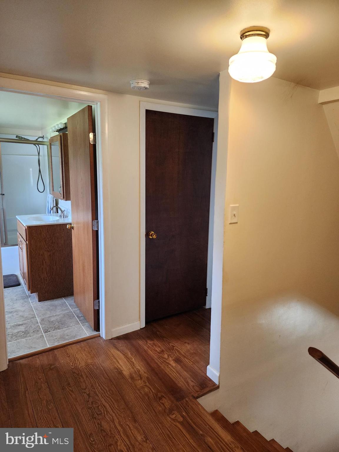 14816 Falling Waters Road Williamsport, MD 21795 - Photo 28 of 129 2nd Level Hall