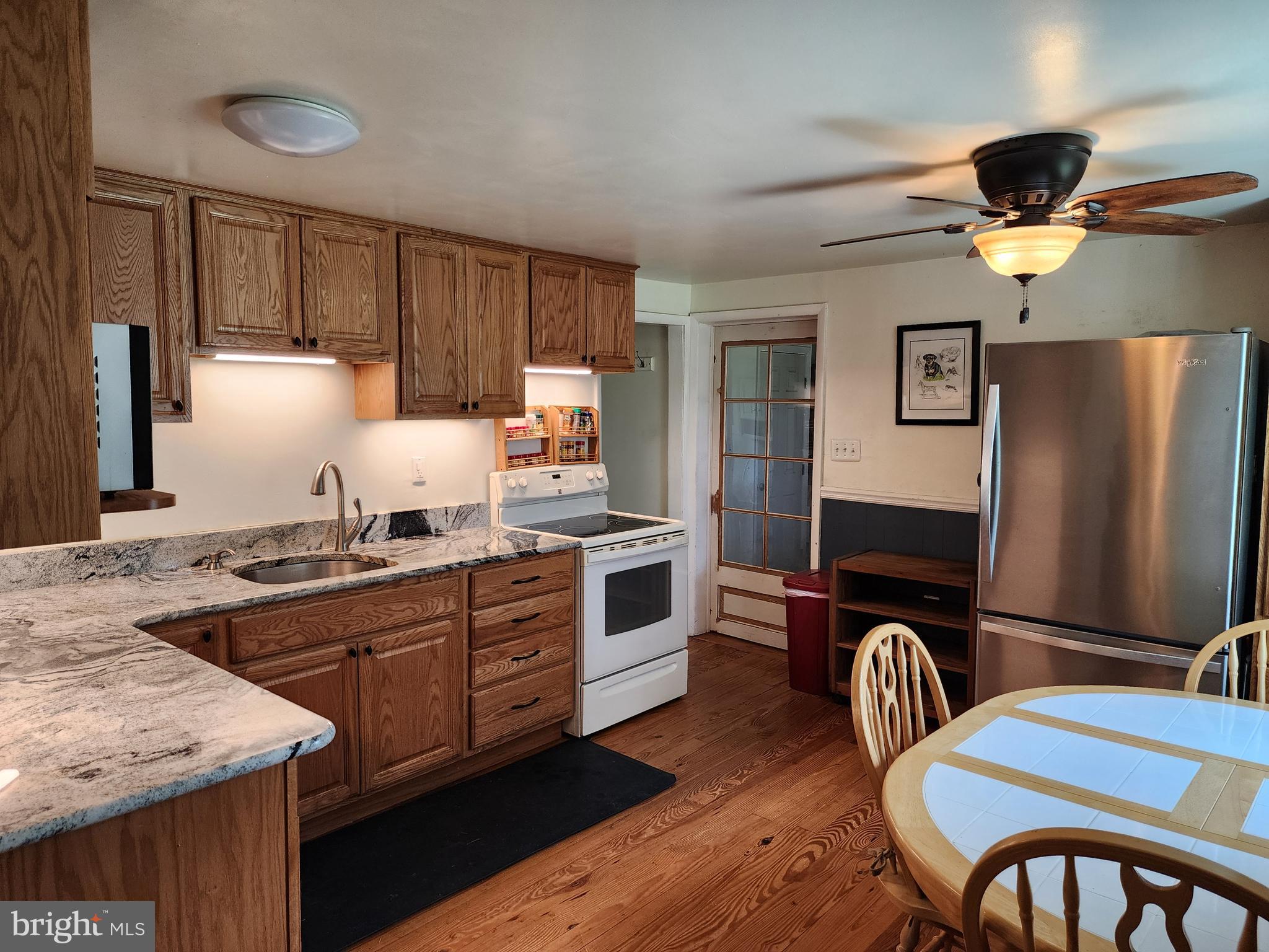 14816 Falling Waters Road Williamsport, MD 21795 - Photo 40 of 129 Updated Kit Shows Dr To Secure Dog/Pet Room
