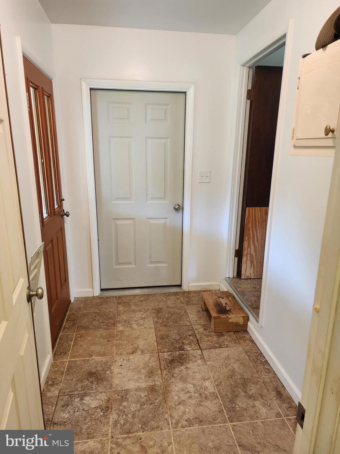 14816 Falling Waters Road Williamsport, MD 21795 - Photo 49 of 129 Mud Room Exits To Attached Gar-Back Porch