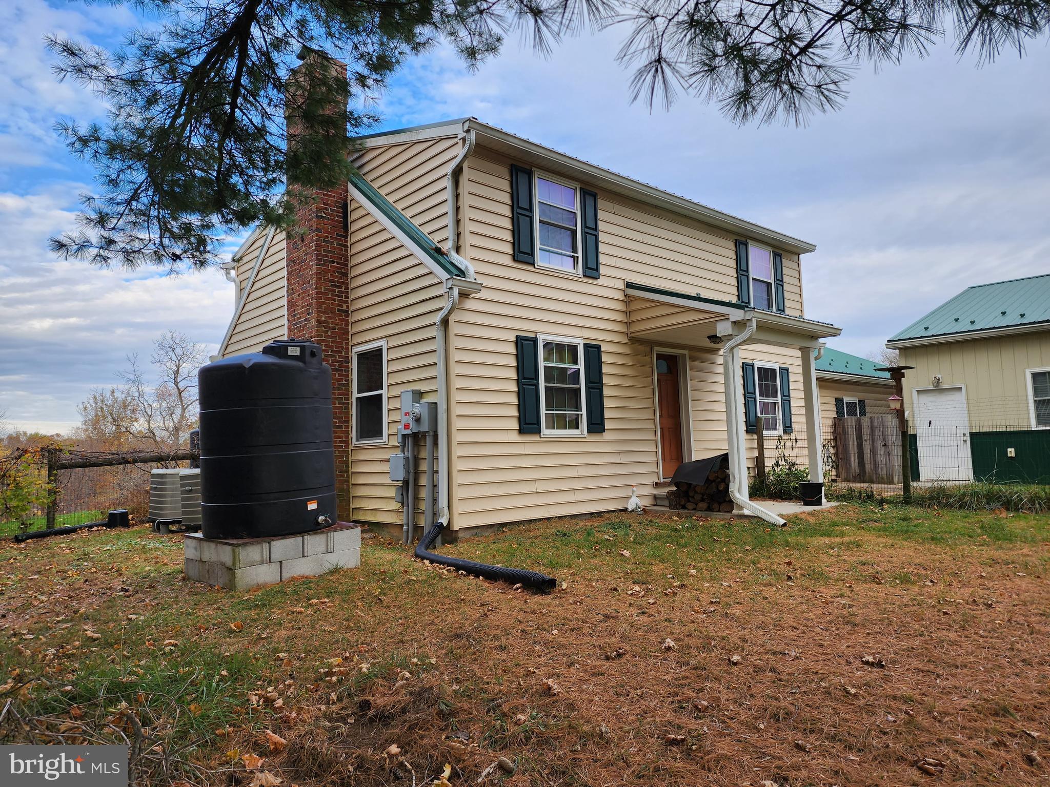 14816 Falling Waters Road Williamsport, MD 21795 - Photo 5 of 129 Updated Homestead Farmhouse