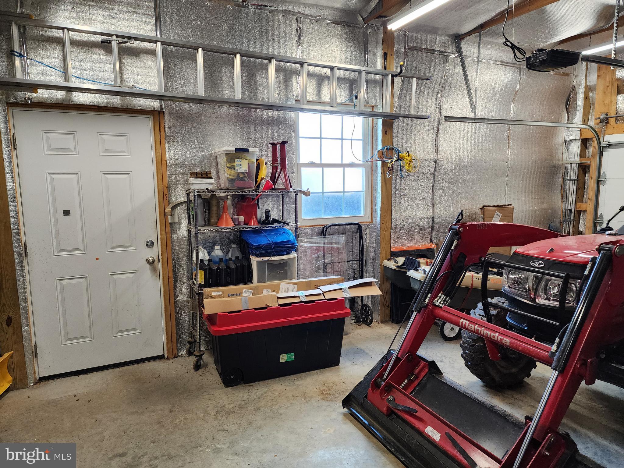 14816 Falling Waters Road Williamsport, MD 21795 - Photo 69 of 129 40 X 44 3 Bay Garage / Climate Controlled Hobby Rm