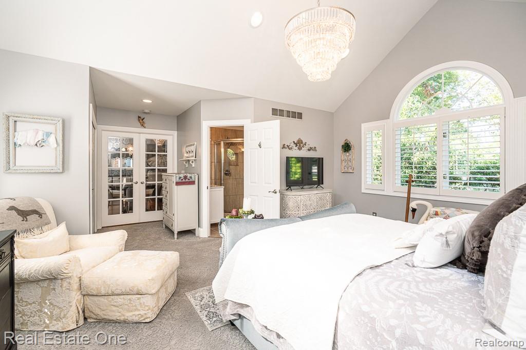 2731 Bamlet Road Royal Oak, MI 48073 - Photo 17 of 58 Private Sanctuary!