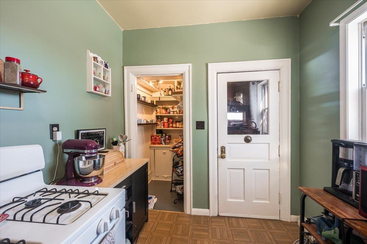 1313 Grand Avenue Superior, WI 54880 - Photo 7 of 19