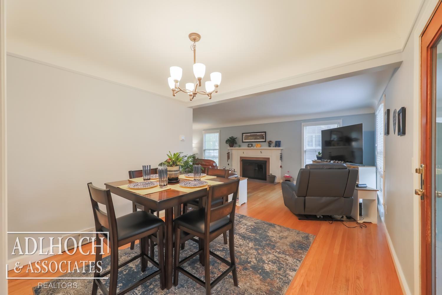 785 Bedford Road Grosse Pointe, MI 48230 - Photo 13 of 42 50220751-50df7463-e66c-403a-953c-f9de8b0d4e47.JPG