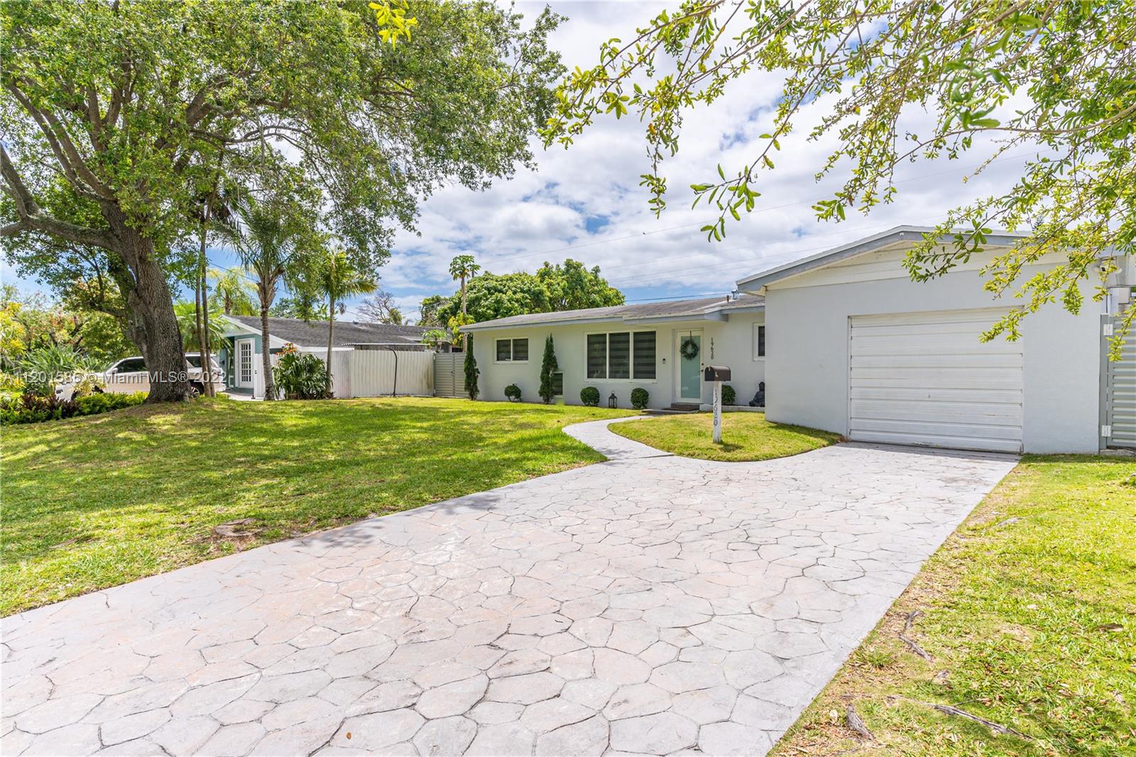 19620 Franjo Road Cutler Bay, FL 33157 - Photo 2 of 28 a view of outdoor space yard and swimming pool